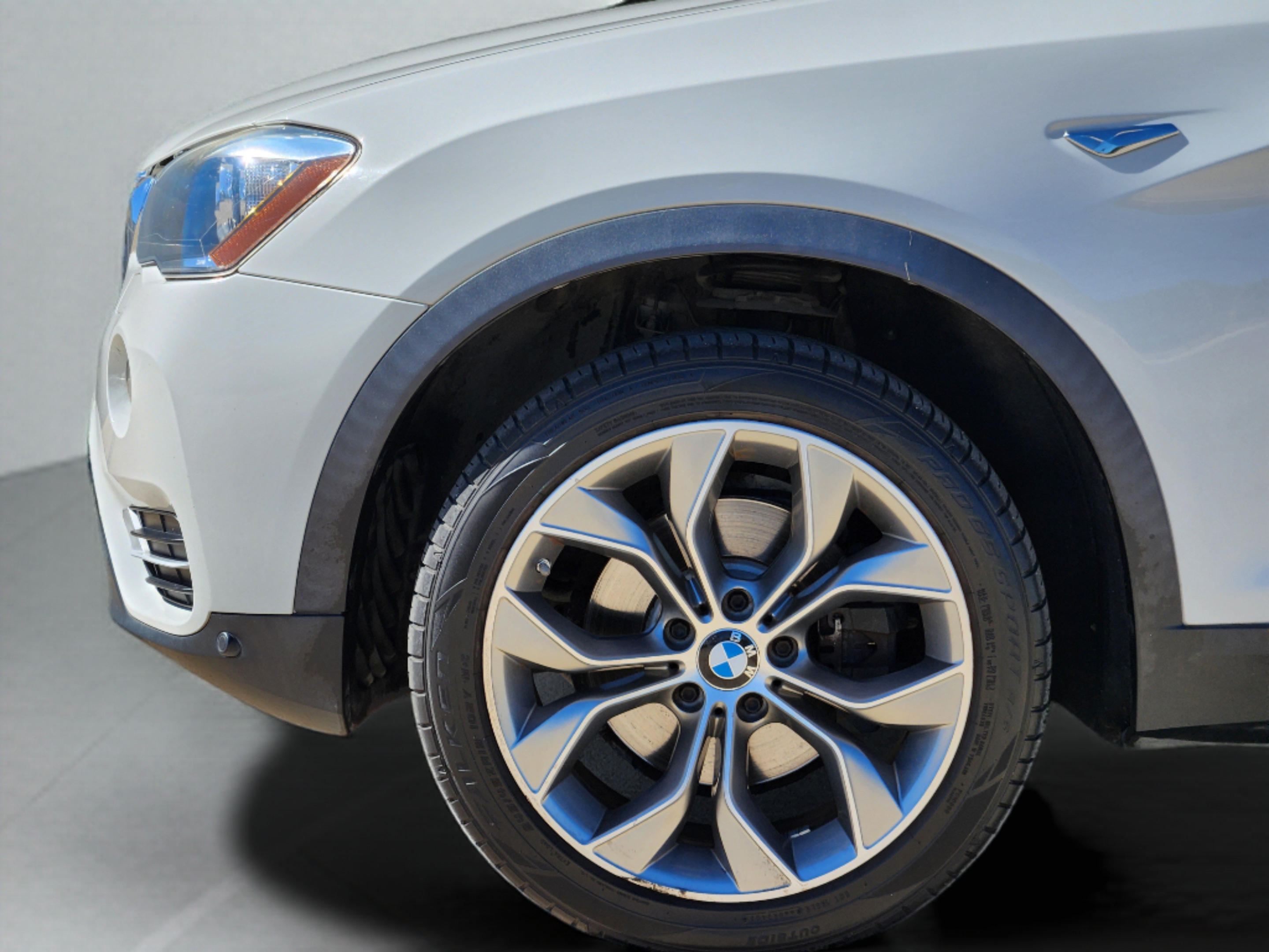Used 2017 BMW X3 xDrive28i AWD/4WD image 32