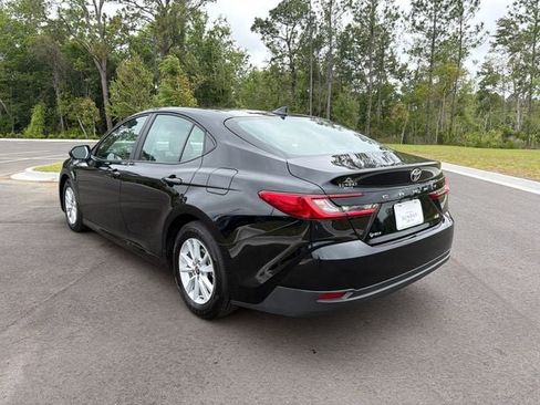 Used 2026 Toyota Camry LE FWD image 3