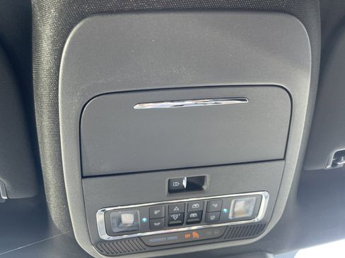 New 2025 Ford F150 Platinum w/ Equipment Group 702A High image 31