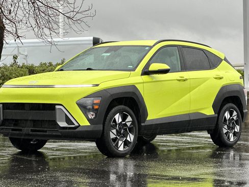 Used 2024 Hyundai Kona SEL image 8