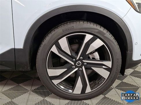 Used 2024 Volvo XC40 B5 Ultimate w/ Protection Package Premier image 11