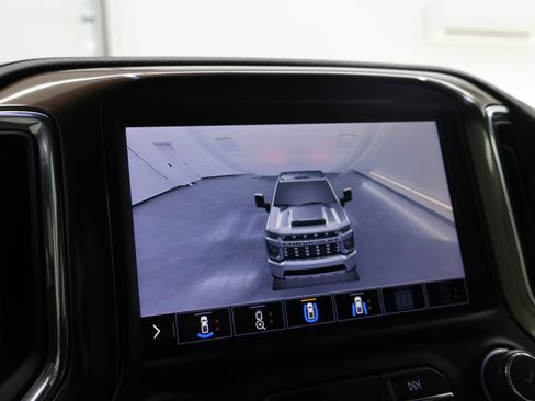 Used 2021 Chevrolet Silverado 2500 High Country w/ Z71 Off-Road Package image 20