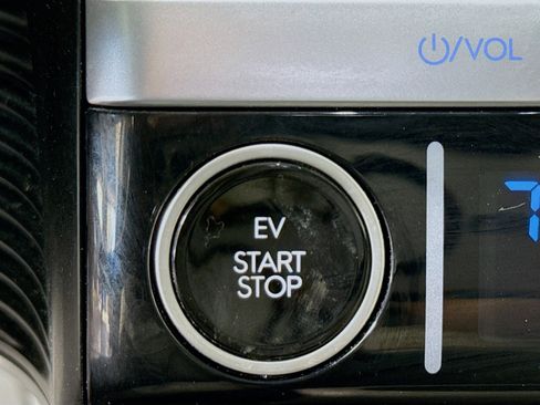 Used 2023 Hyundai Ioniq 5 SEL image 21