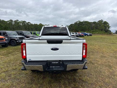 Used 2023 Ford F350 XLT w/ FX4 Off-Road Package image 4