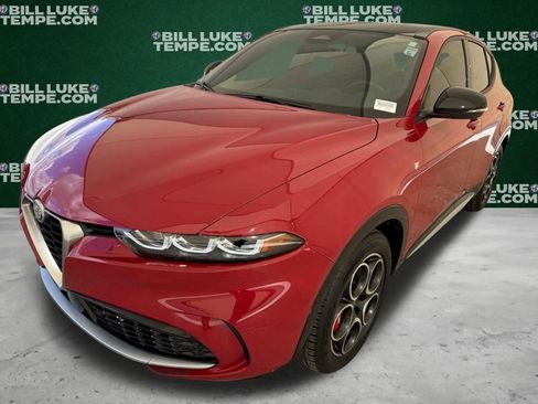 Used 2024 Alfa Romeo Tonale Ti w/ Premium Interior Package image 10