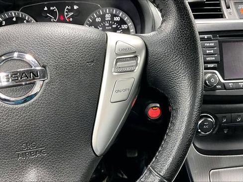 Used 2015 Nissan Sentra SR FWD image 12