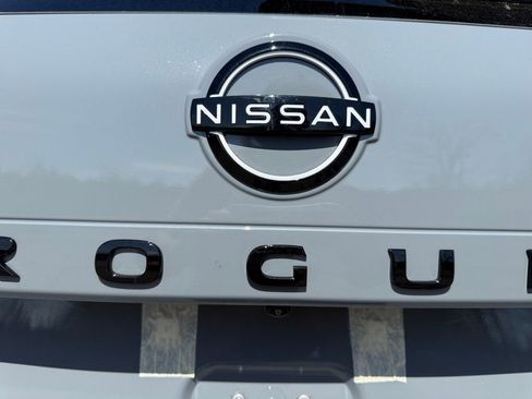New 2026 Nissan Rogue SV image 17