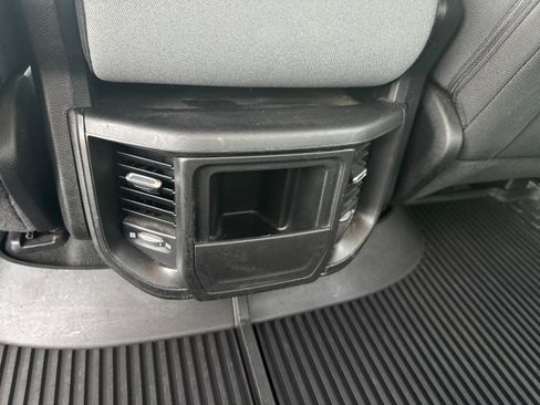 Used 2020 RAM 1500 Big Horn AWD/4WD image 14