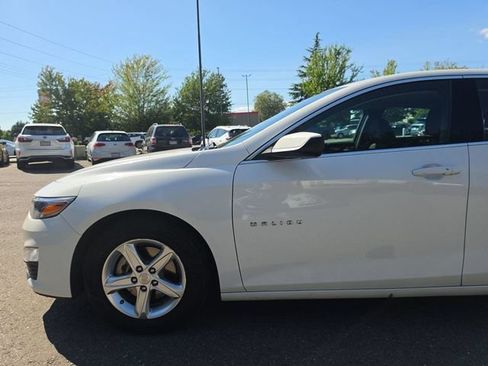Used 2023 Chevrolet Malibu LT FWD image 27