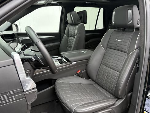 Certified 2025 Cadillac Escalade V AWD/4WD image 12