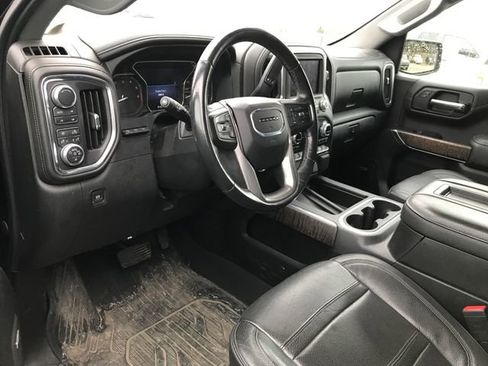 Used 2019 GMC Sierra 1500 Denali w/ Denali Ultimate Package image 3