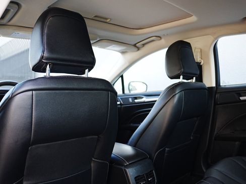 Used 2020 Ford Fusion Energi Titanium image 12