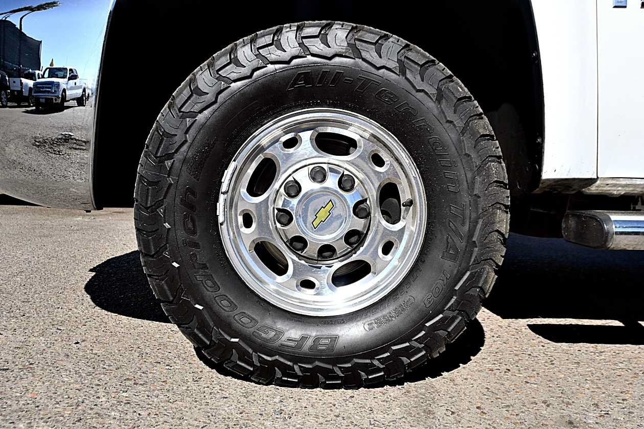 Used 2007 Chevrolet Silverado 2500 LT w/ 2LT Convenience Package RWD image 8