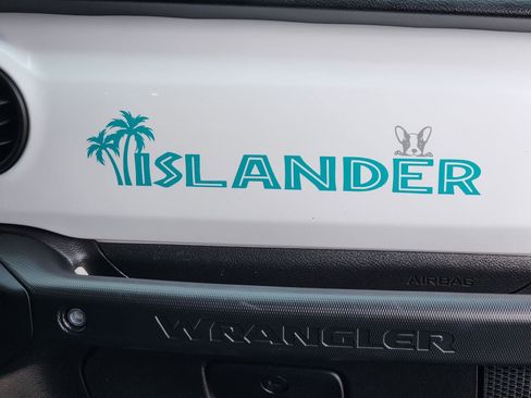 Used 2021 Jeep Wrangler Unlimited Sport image 34