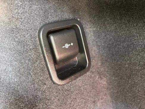 Used 2022 BMW X2 sDrive28i w/ Convenience Package FWD image 14