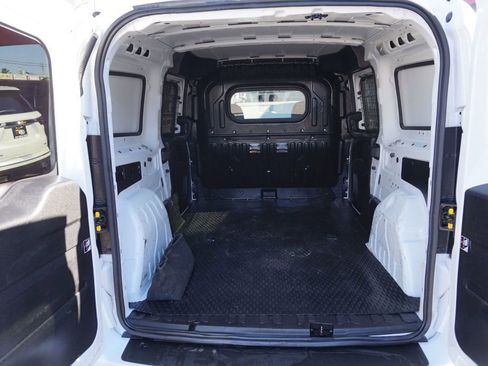 Used 2022 RAM ProMaster City Tradesman image 8