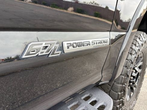 Used 2022 Ford F350 Platinum w/ Tremor Off-Road Package AWD/4WD image 5