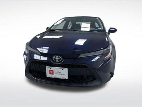 Certified 2022 Toyota Corolla LE w/ Carpet Mat Package (TMS) FWD image 4