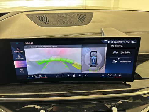 Used 2024 BMW X7 xDrive40i w/ M Sport Package image 26