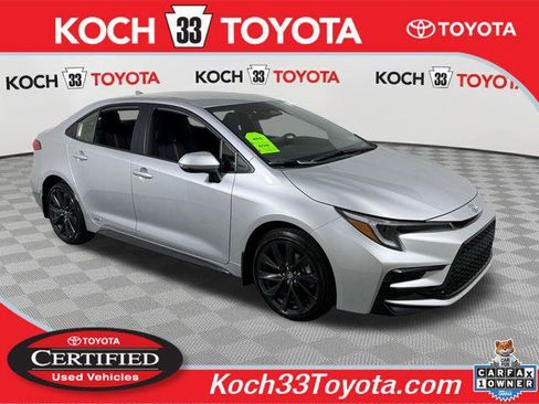 Certified 2026 Toyota Corolla SE AWD/4WD image 1
