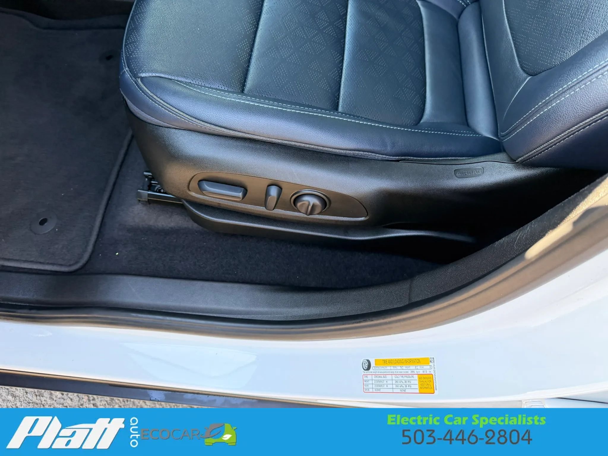 Used 2022 Chevrolet Bolt EUV Premier w/ Sun & Sound Package FWD image 20