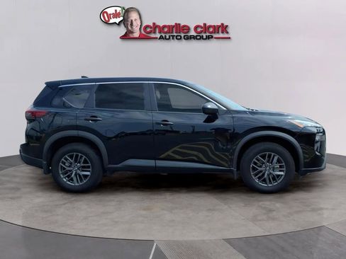 Used 2025 Nissan Rogue S FWD image 6