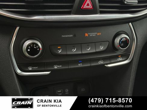 Used 2020 Hyundai Santa Fe SE FWD image 17