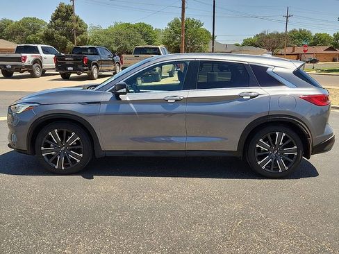 Used 2021 INFINITI QX50 Luxe w/ Appearance Package FWD image 2