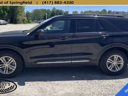 Used 2023 Ford Explorer XLT w/ Equipment Group 202A AWD/4WD image 2