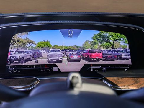 Used 2023 Cadillac Escalade Sport Platinum w/ LPO, ONYX Package image 11