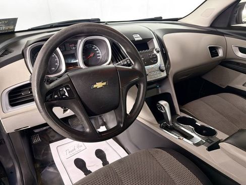 Used 2011 Chevrolet Equinox LT image 9