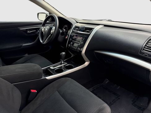 Used 2014 Nissan Altima 2.5 S FWD image 39