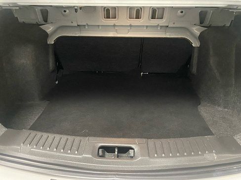 Used 2014 Ford Fiesta Titanium image 14