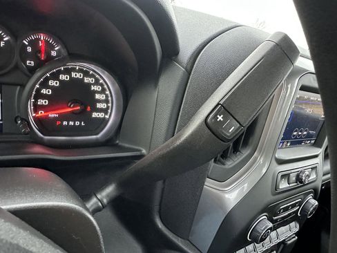 Used 2024 Chevrolet Silverado 1500 W/T w/ Z71 Off-Road Package image 25