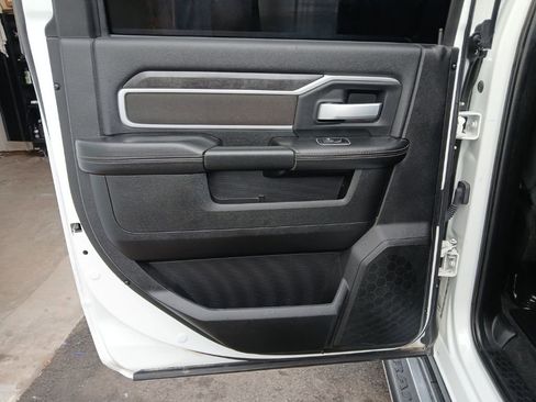 Used 2024 RAM 2500 Big Horn w/ Off Road Package image 39