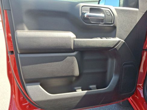 Used 2022 Chevrolet Silverado 1500 Custom w/ LPO, Dark Essentials Package AWD/4WD image 12