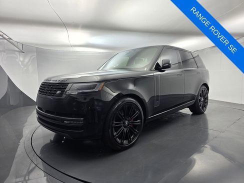 Used 2025 Land Rover Range Rover SE AWD/4WD image 8