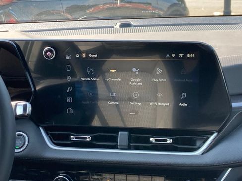 New 2026 Chevrolet Equinox LT w/ Safety and Technology Package AWD/4WD image 11