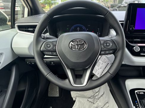 New 2026 Toyota Corolla SE FWD image 19
