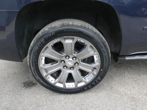 Used 2017 Chevrolet Tahoe Premier AWD/4WD image 38