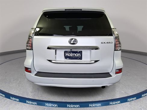 Used 2022 Lexus GX 460 Premium w/ Premium Package image 6