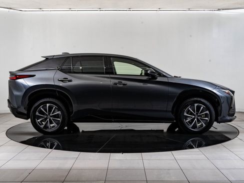 Certified 2023 Lexus RZ 450e Premium w/ Technology Package image 11