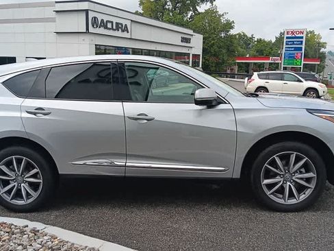 Used 2023 Acura RDX w/ Technology Package AWD/4WD image 6