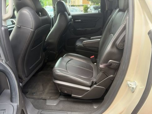 Used 2014 GMC Acadia SLT FWD image 26