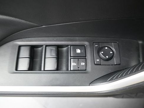 Used 2023 Toyota RAV4 LE AWD/4WD image 12