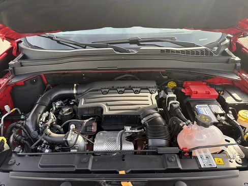 Used 2022 Jeep Renegade Latitude w/ Sun/Sound Group image 34