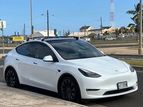 Used 2021 Tesla Model Y Performance AWD/4WD image 6