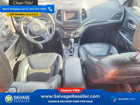 Used 2020 Jeep Cherokee Latitude Plus FWD image 11