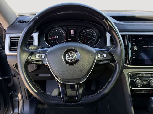 Used 2018 Volkswagen Atlas SEL AWD/4WD image 18