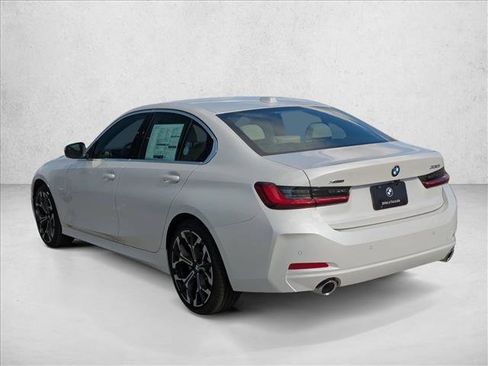 Used 2026 BMW 330i xDrive Sedan w/ Convenience Package AWD/4WD image 9